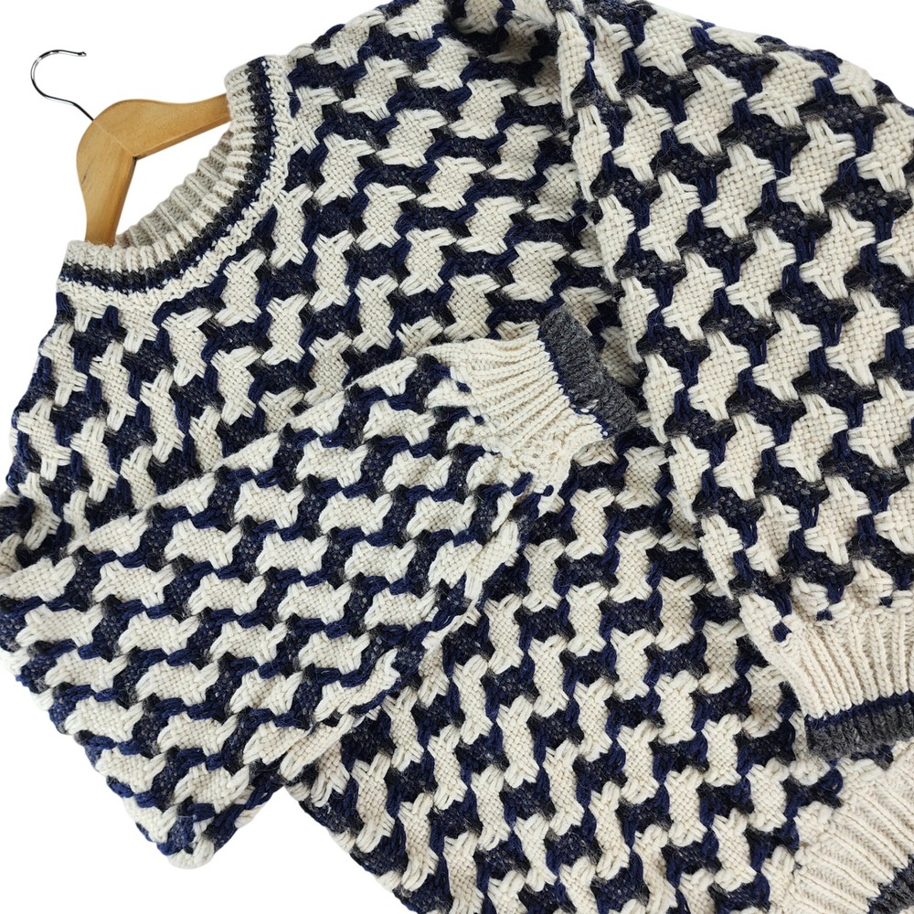 Hand Knit Mens Sweater Large Chunky Houndstooth Navy Cream Grandpa Pullover
